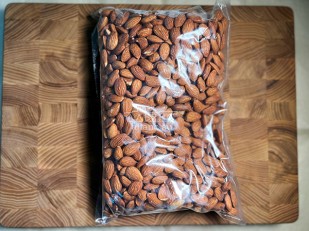 ФЛИНТ Гренки чеснок: Миндаль копченый