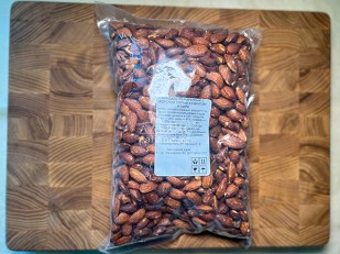 Орехи: Миндаль 