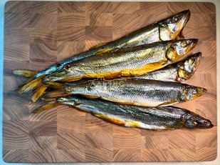 Белый амур холодного копчения: Корюшка Х/К ГОСТ (крупная)