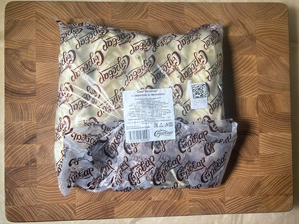 Сыр 1 кг ГОРНЫЙ СЫРОВАР (Косичка с укропом и чесноком) в Можайске